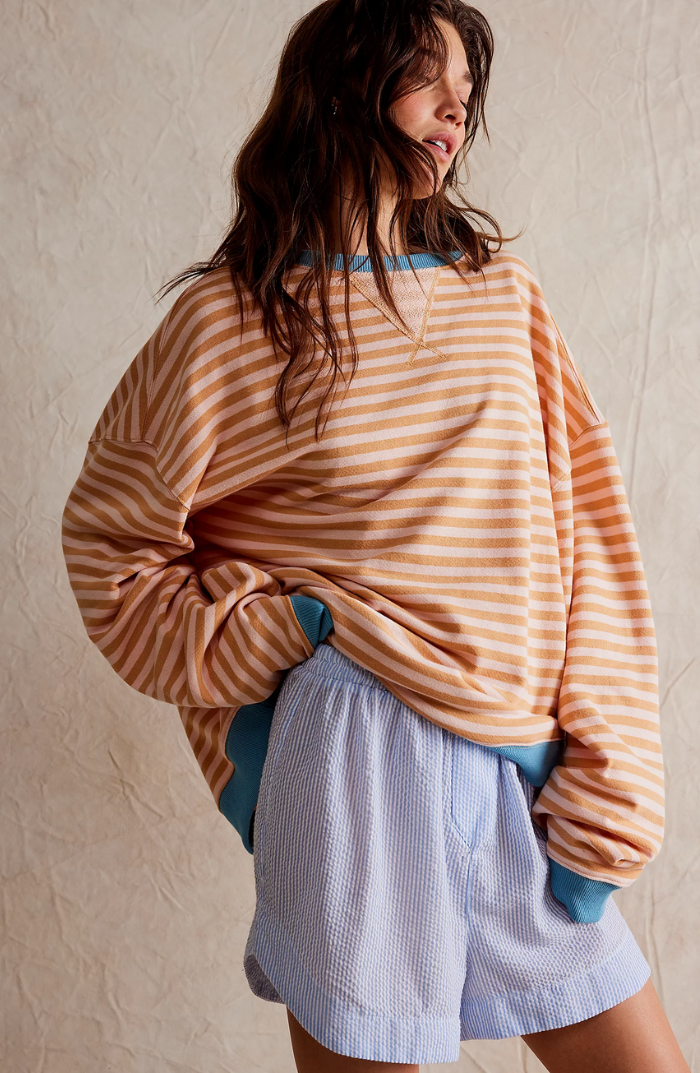 OVERSIZED STRIPED SWEATER