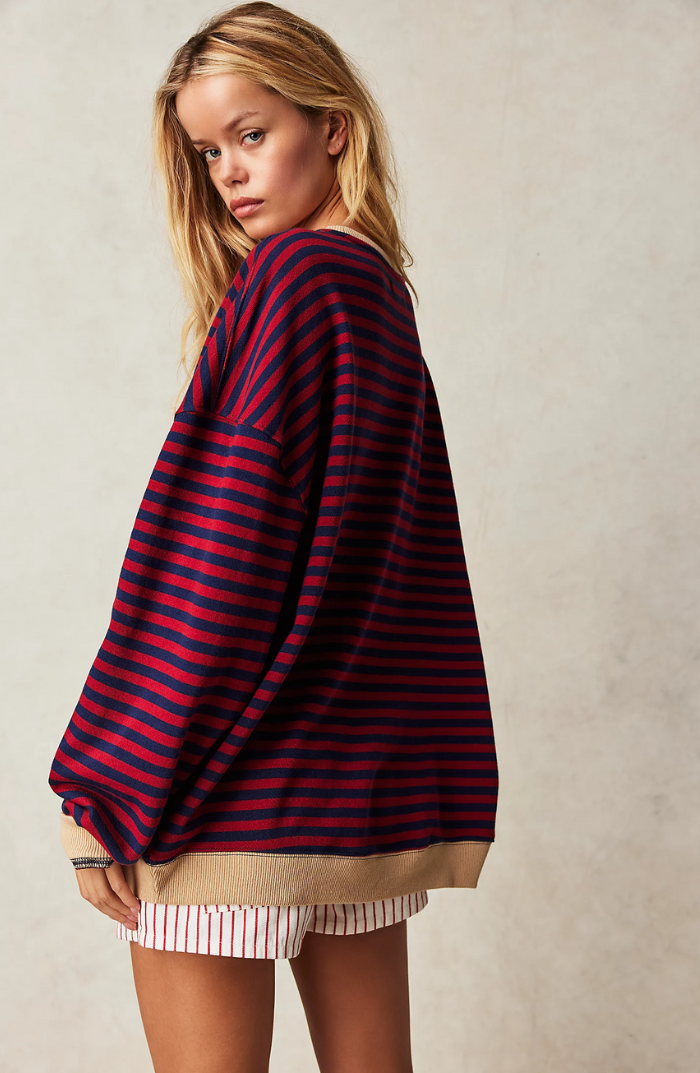 OVERSIZED STRIPED SWEATER