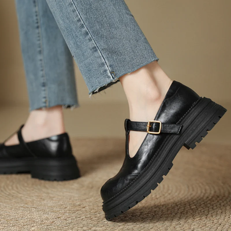 T-Bar Mary Jane Shoes Round Toe Brogue Low Heel