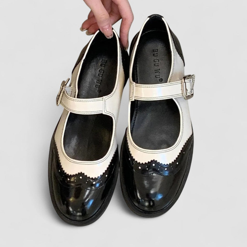Two-Tone Leather Mary Jane Shoes Brogue Low Heel