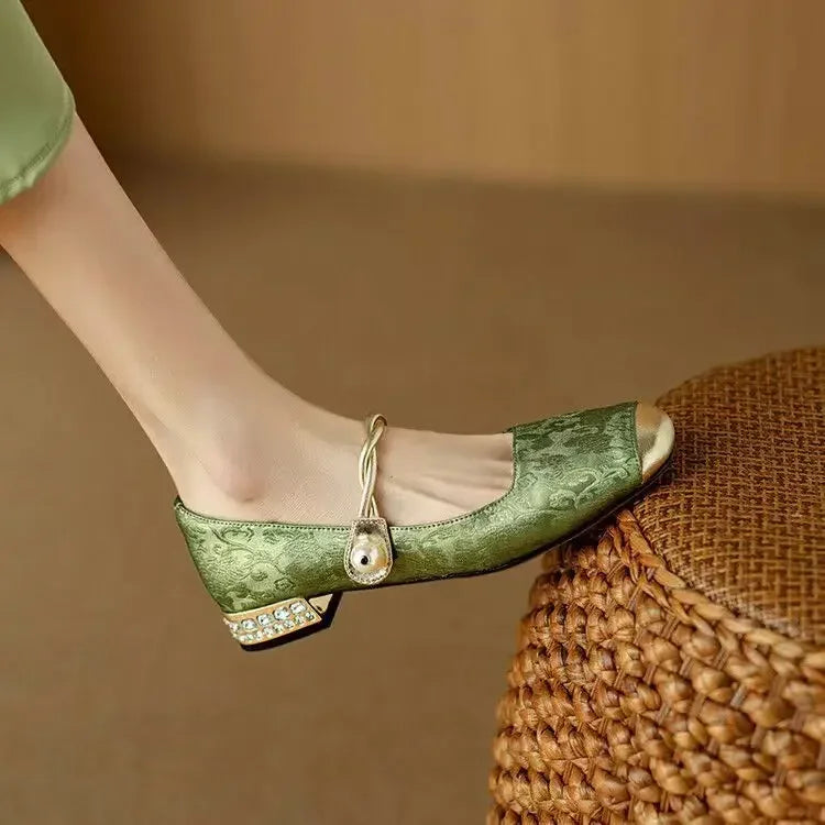 Pearl Strap Mary Jane Shoes Glitter Block Heel
