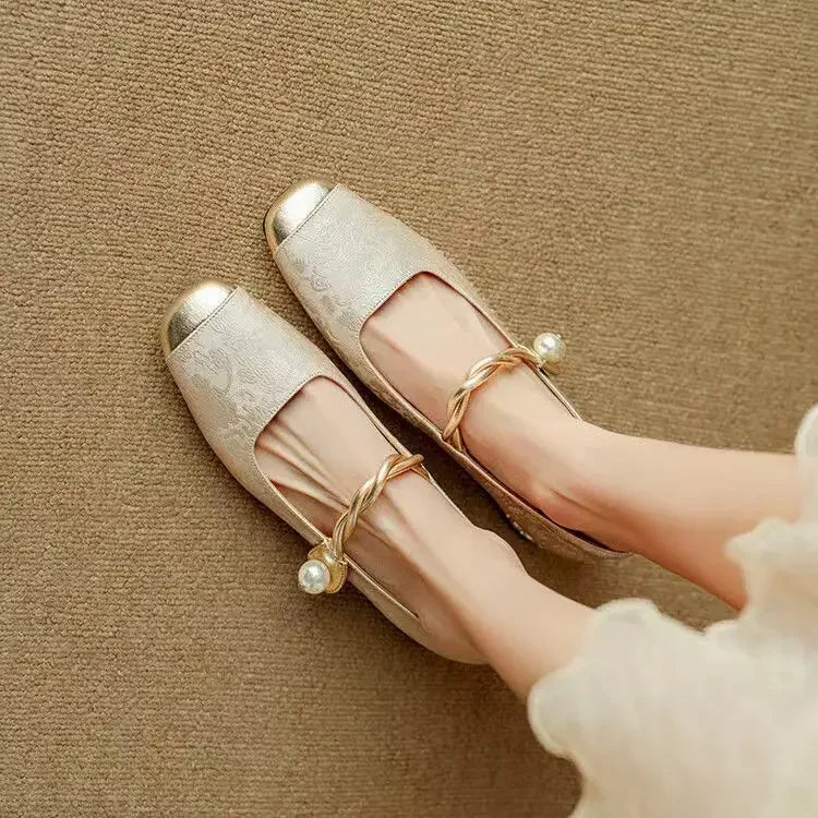 Pearl Strap Mary Jane Shoes Glitter Block Heel